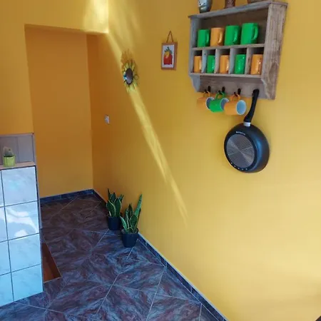 Retro Promenada Apartment *